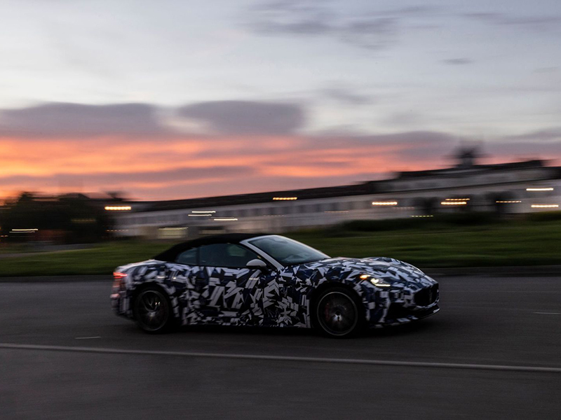 مازيراتي تكشف عن صور النموذج الأولي لسيارة جران كابريو الجديدة